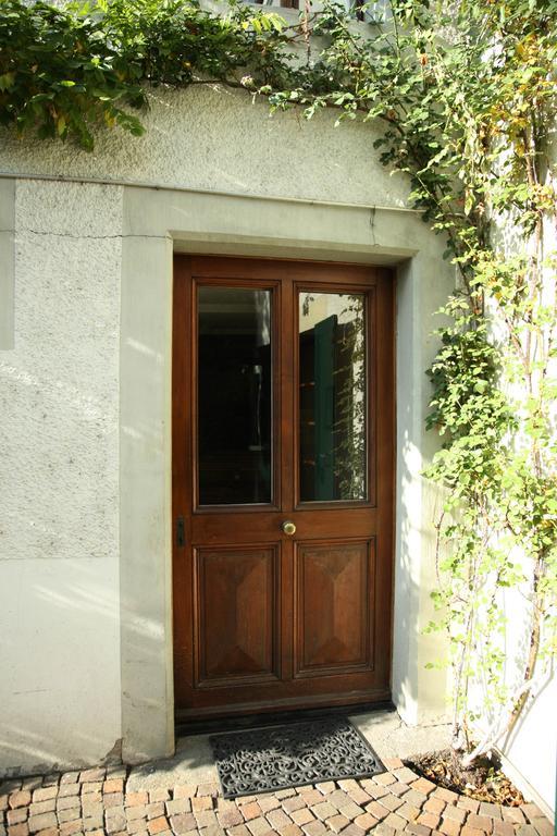 Charming Geneva Apartment Exterior photo